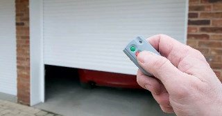 Купить автоматику для рулонных ворот Томск, цена от 2706 руб.