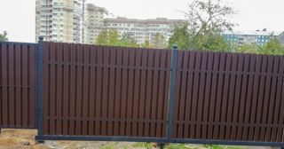 Купить распашные ворота из штакетника Томск, цена от 2706 руб.