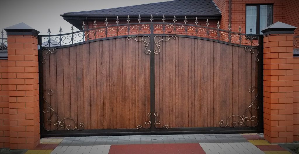 Купить простые ворота для дома: советы по выбору, установке и уходу в Томске от 32676 руб | ВоротМастер-Тмс