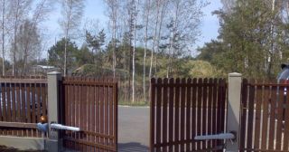Купить распашные ворота из штакетника Томск, цена от 2706 руб.
